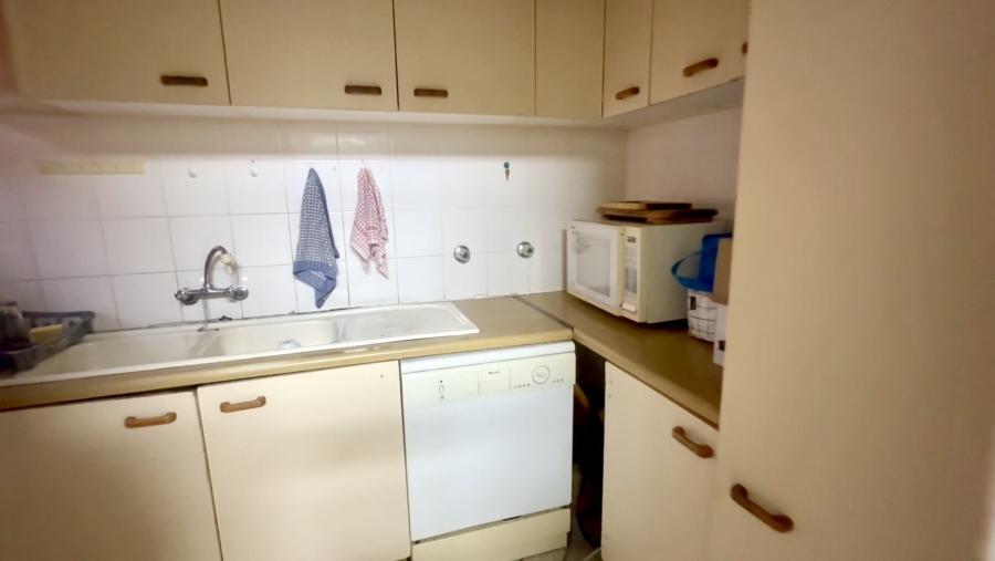 4 Bedroom Property for Sale in Glen Barrie Western Cape